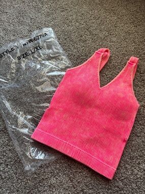Zenana Outfitters NWT Ribbed V-Neck Tank Top - Hot Pink